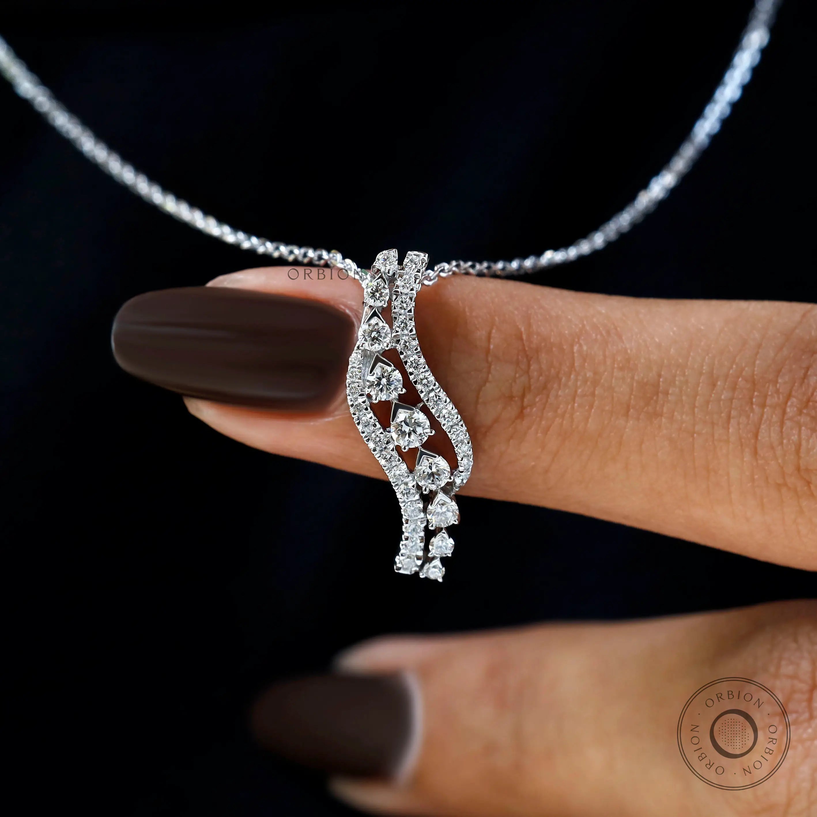 Lab grown diamond wavy swirl journey necklace in 18k white gold