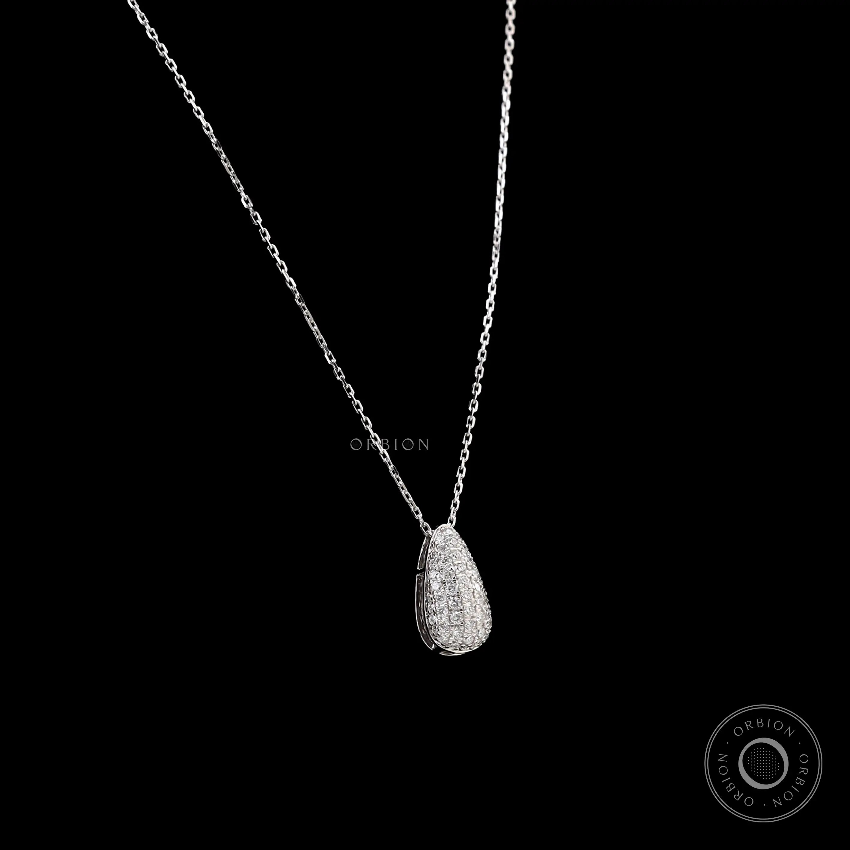 Everyday diamond pendant necklace layering style