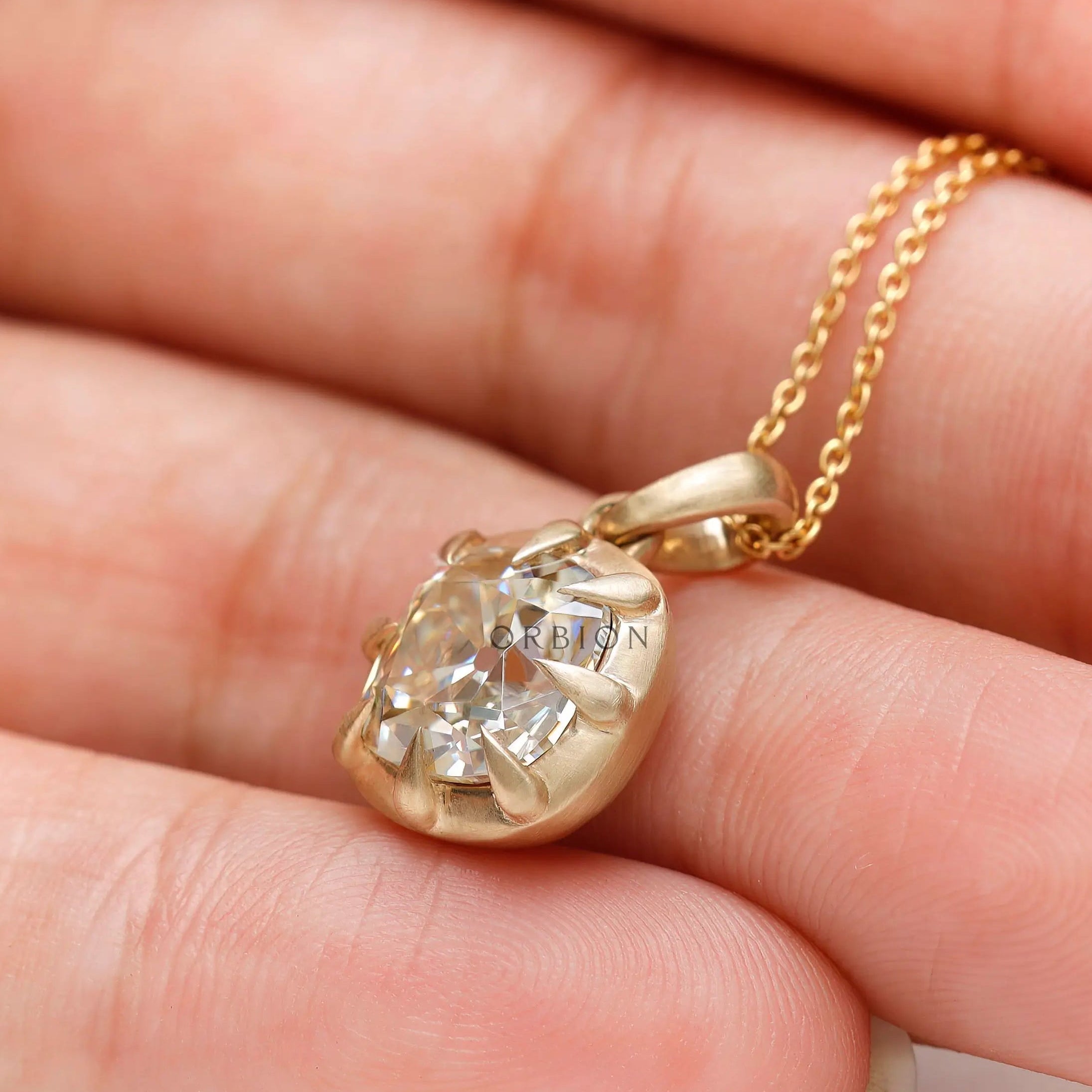 Satin matt finish 10K yellow gold cushion necklace