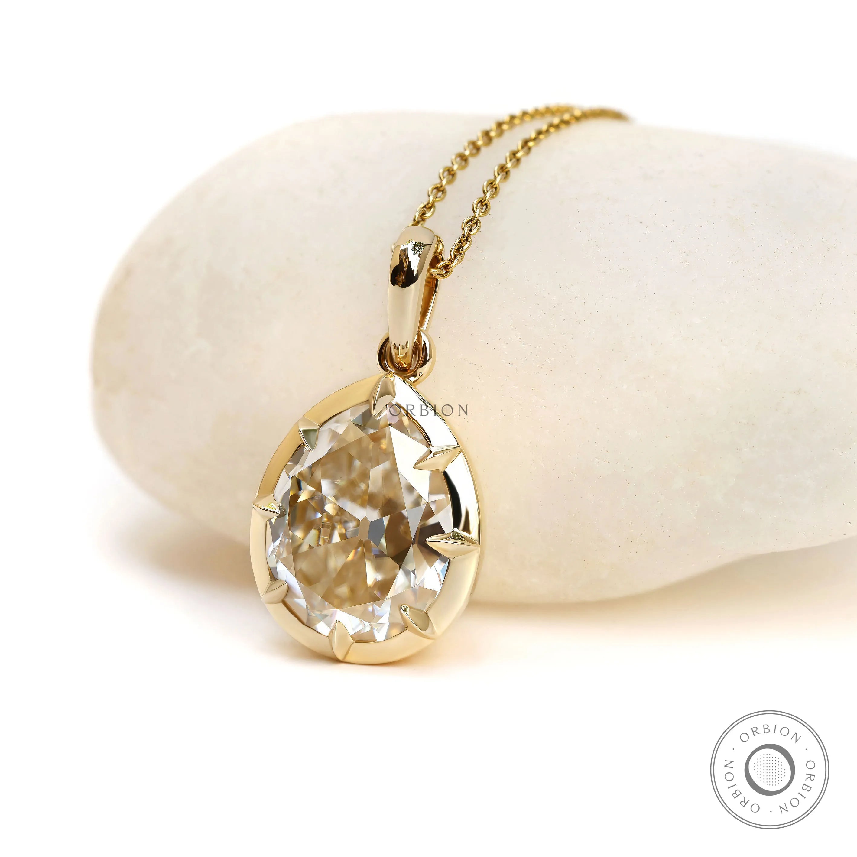 Elegant 6 CT pear-shaped moissanite pendant in 18K yellow gold georgian design