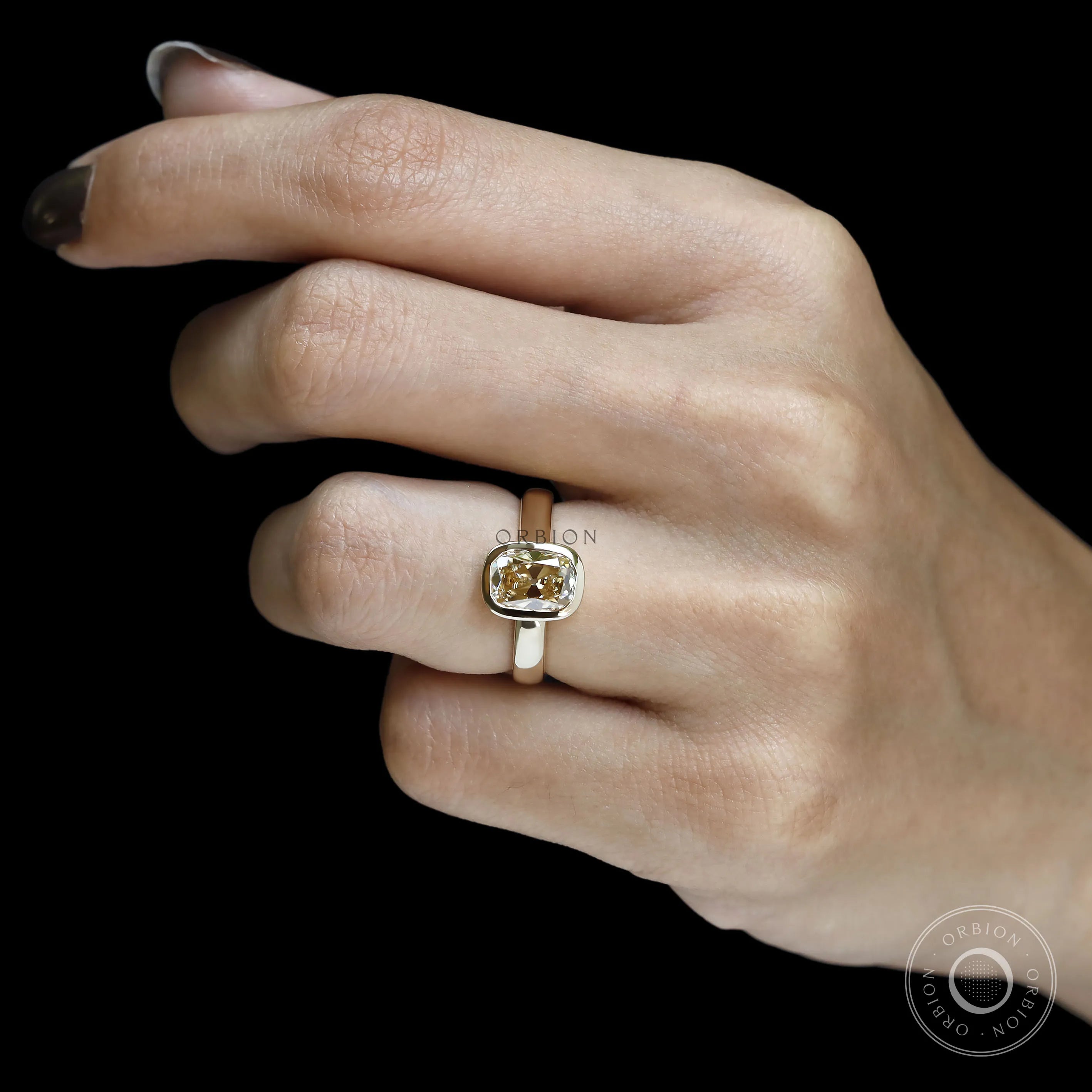Luxury Champagne Moissanite Thick Band Ring with OMC Cushion Stone
