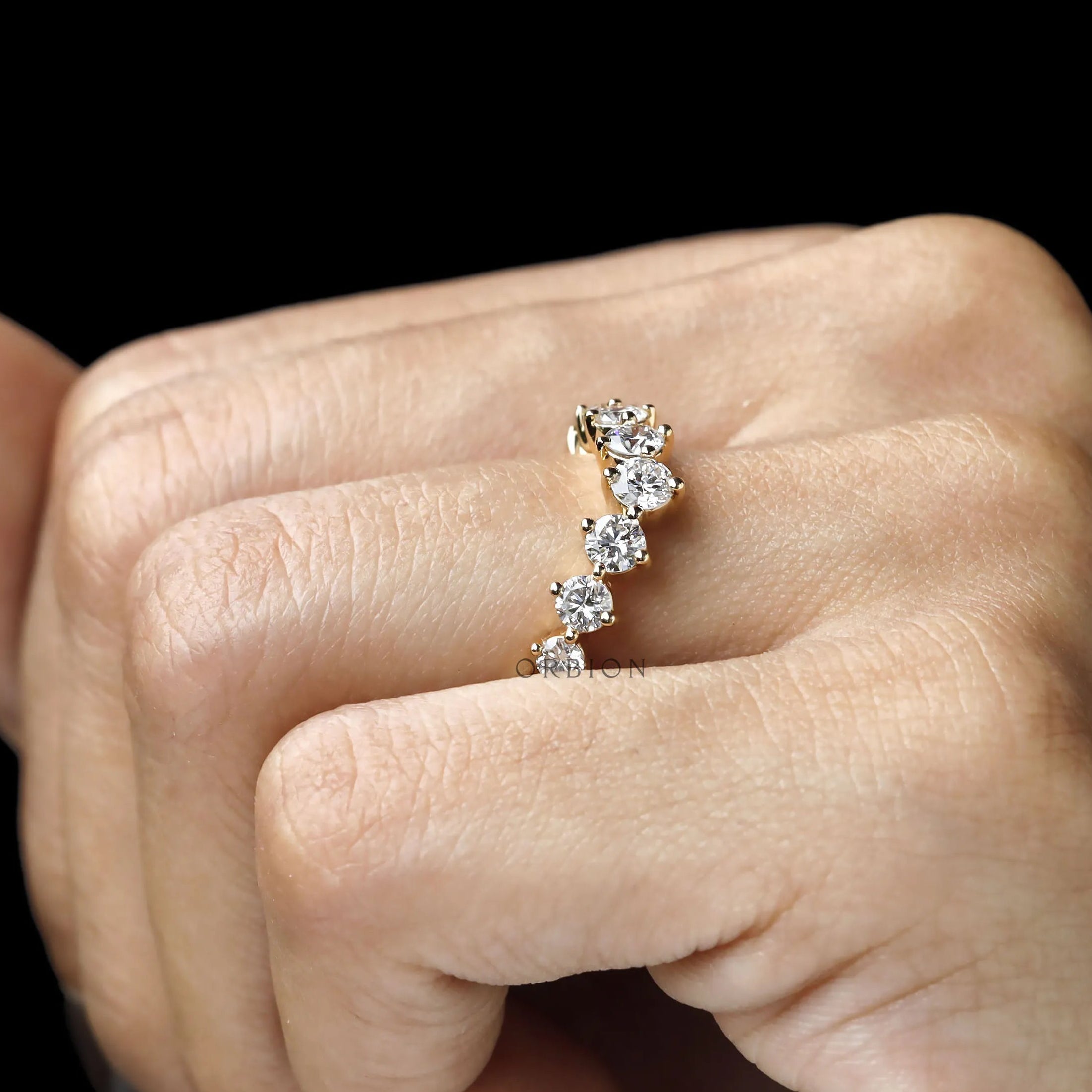 Wishbone style wedding band with round lab diamonds gold ring