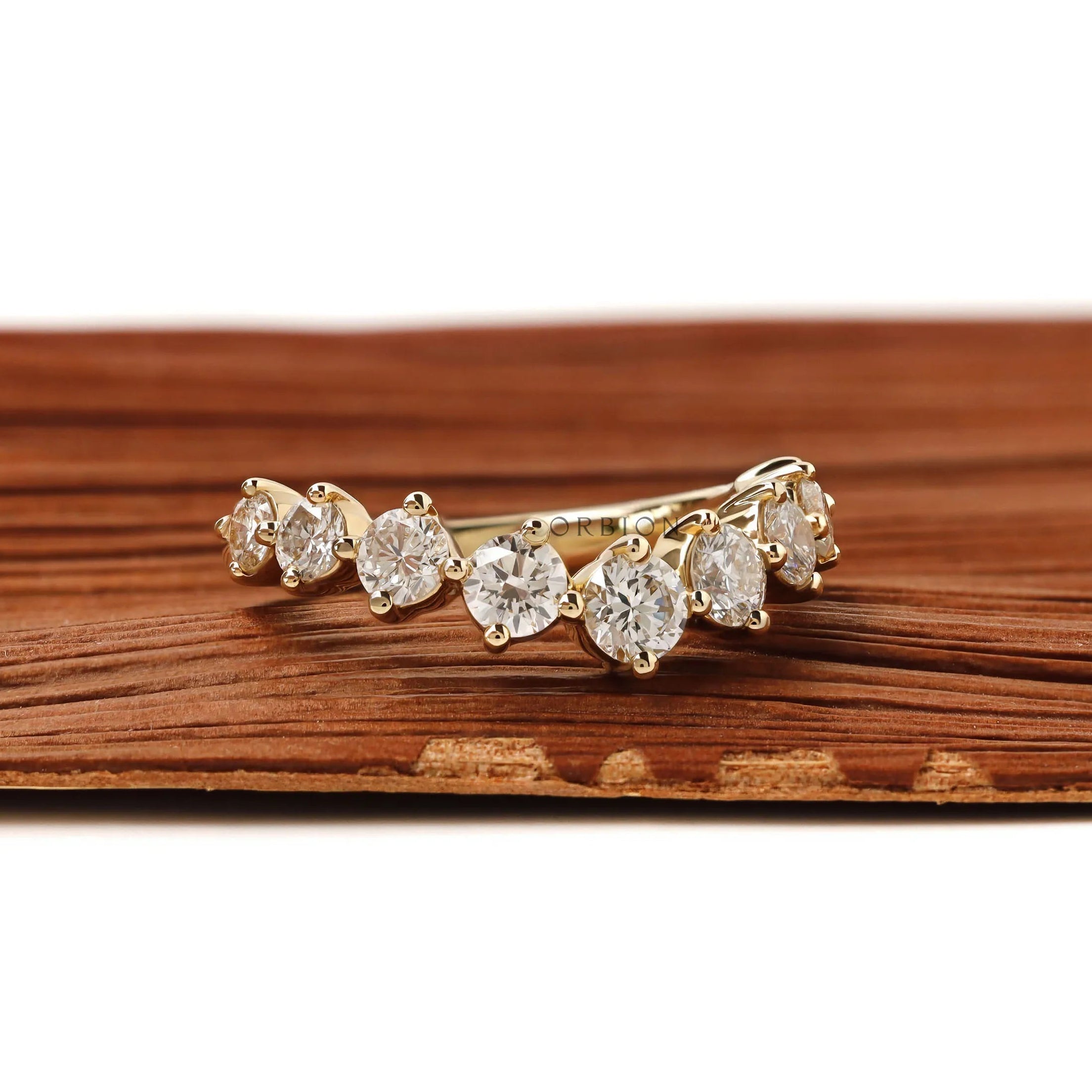 Round lab diamond stacking ring curved gold wedding band
