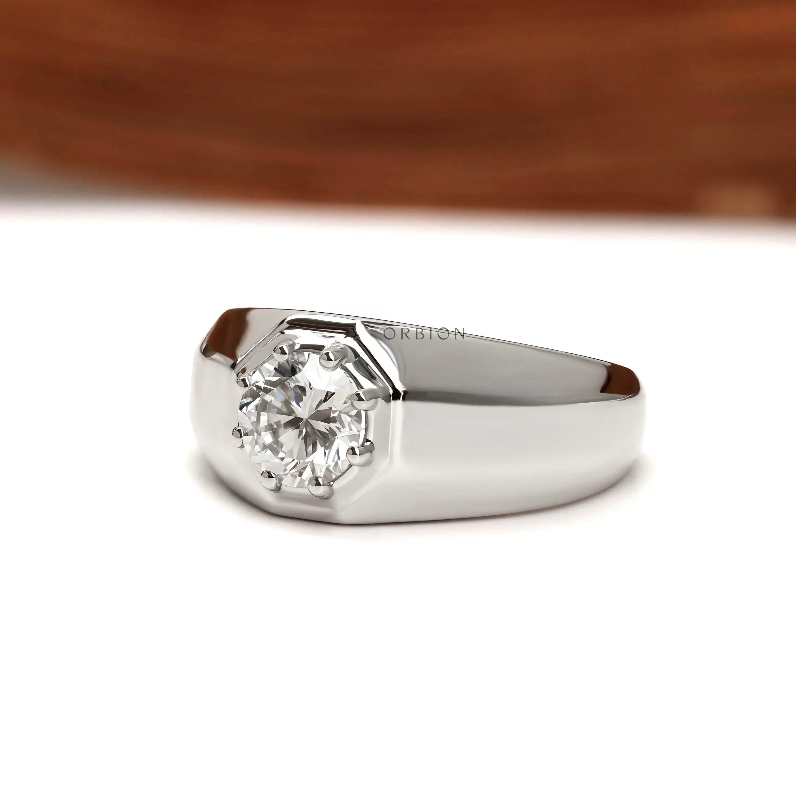 Side view of men’s platinum multi prong diamond ring