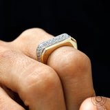 Round lab diamond pavé men’s signet ring