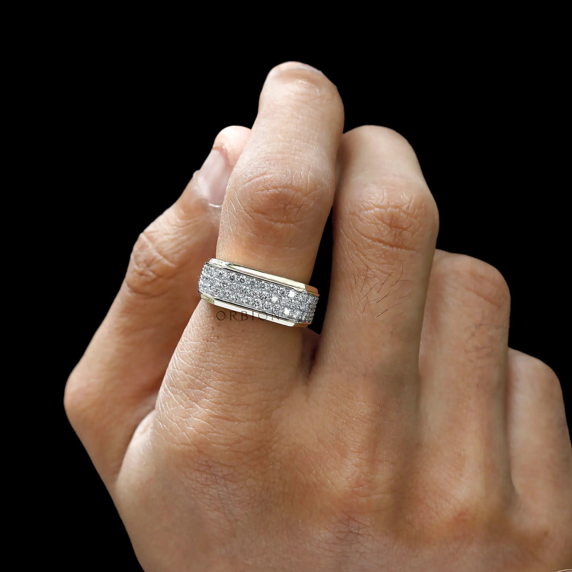 Men’s engagement ring with brilliant round lab diamond pavé setting on hand