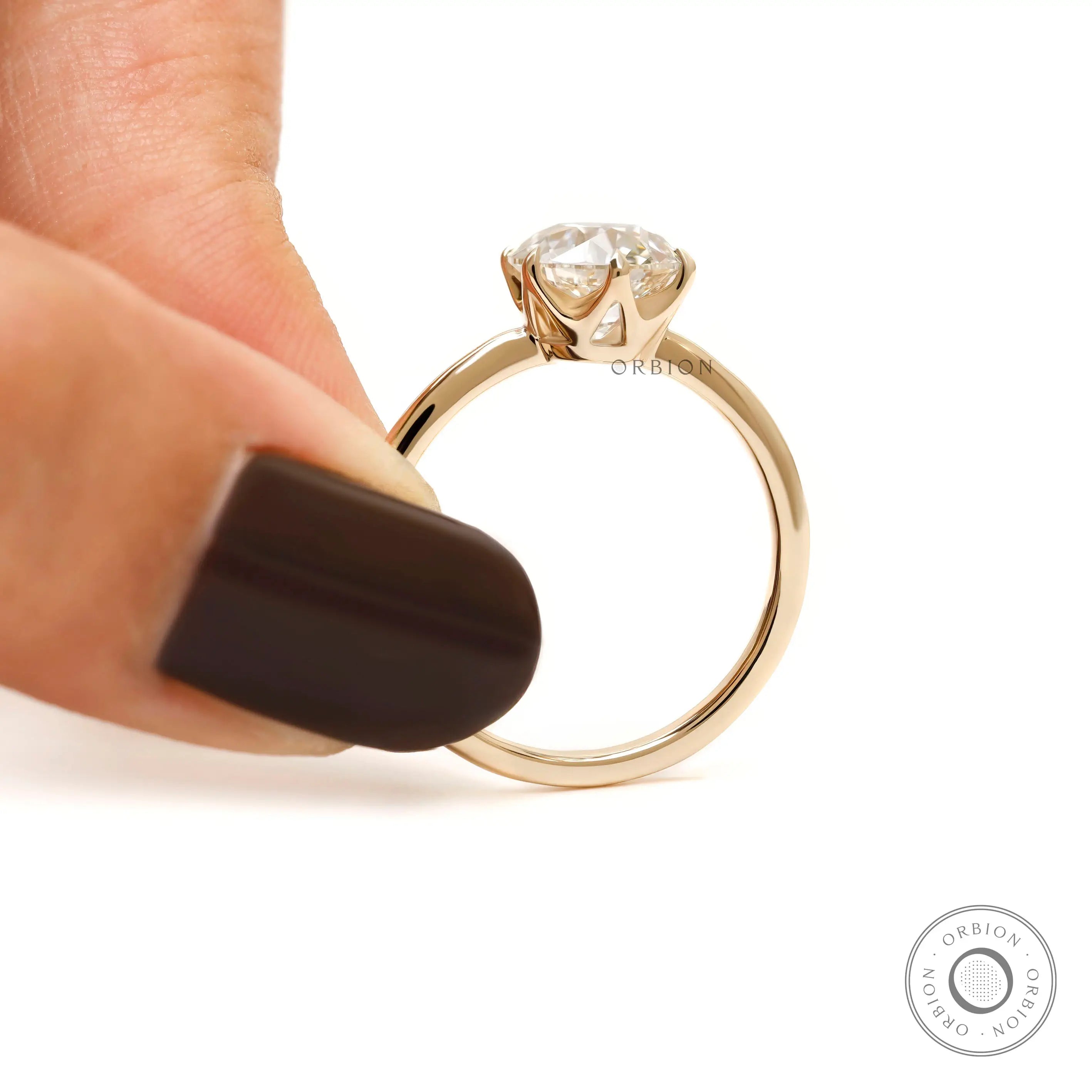 Old European cut round solitaire engagement crown setting ring in 14K yellow gold 