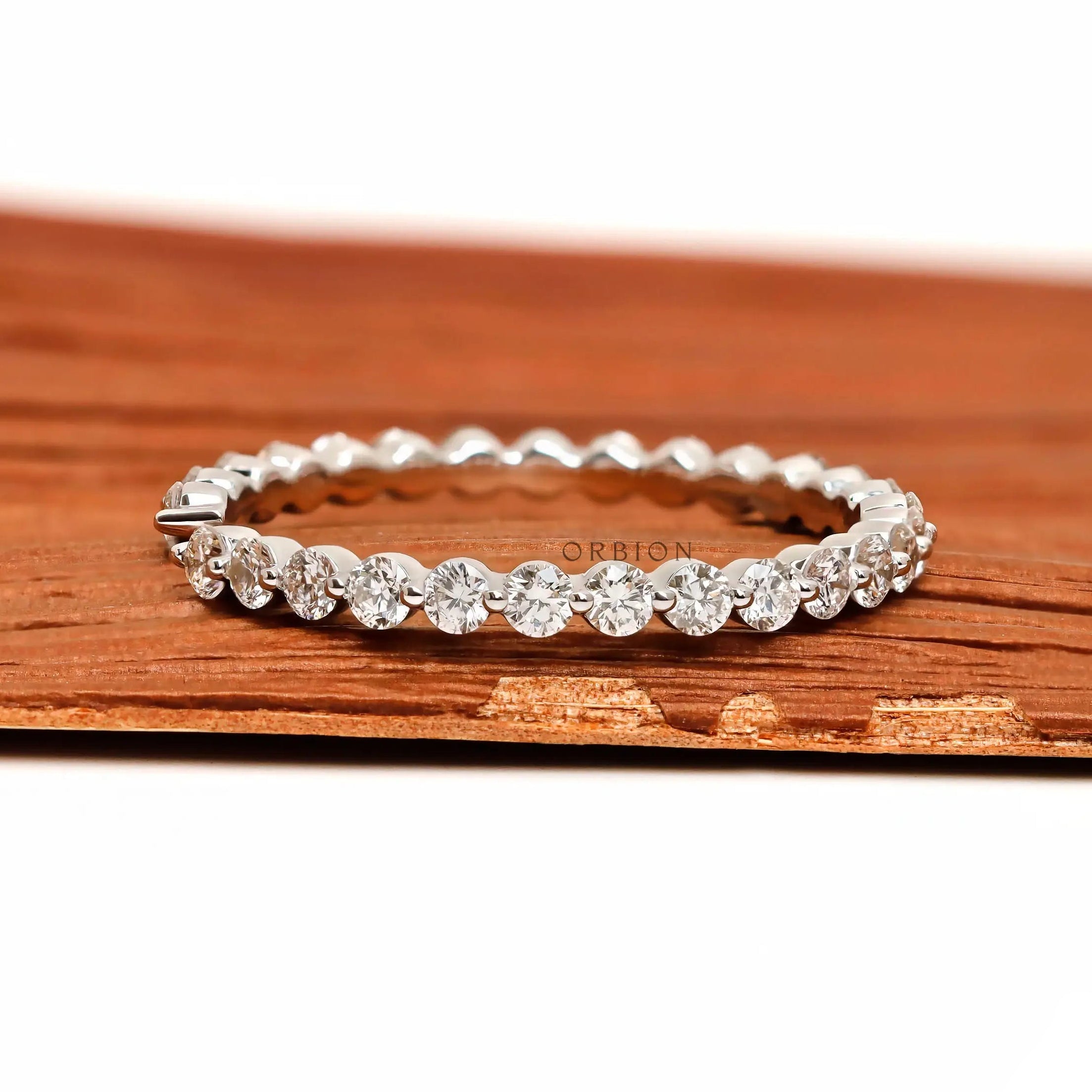 Round brilliant moissanite open cuff ring