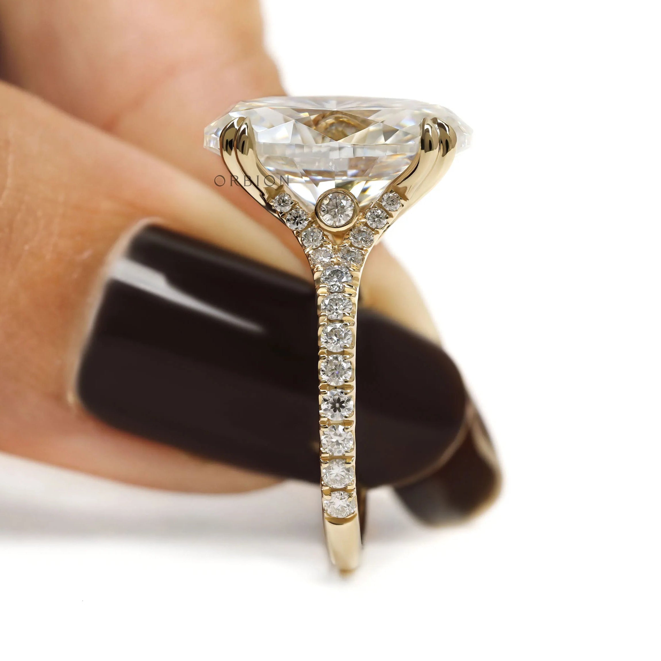 Oval moissanite or lab diamond engagement ring, 5.50 CT solitaire, split shank cathedral band, yellow gold