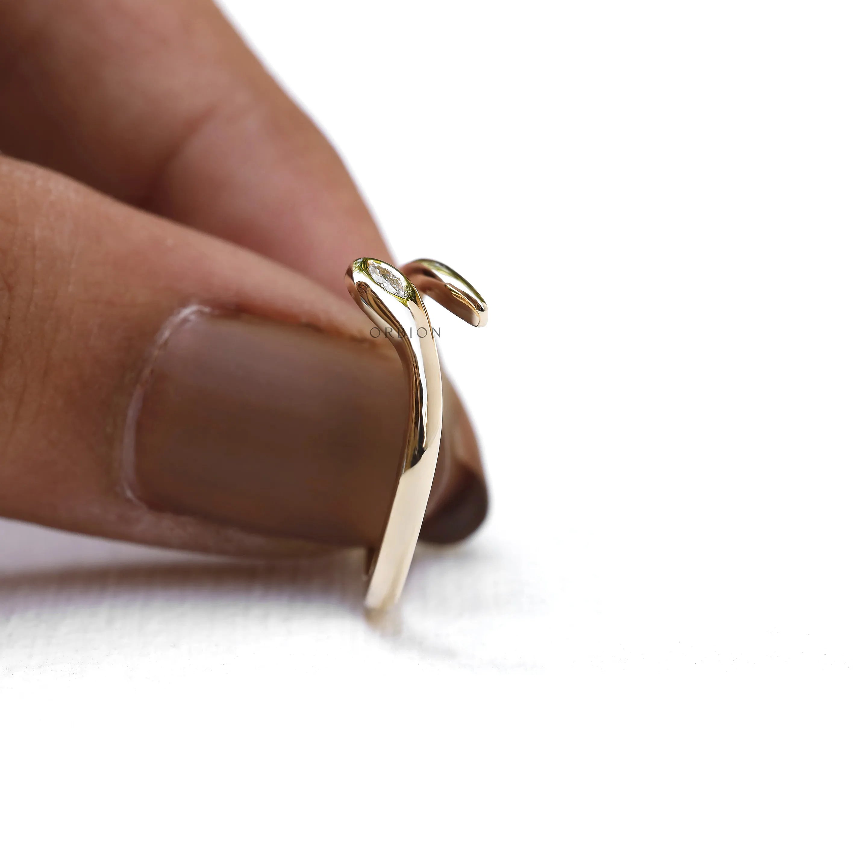 Everyday wear lab diamond snake ring with open wrap design