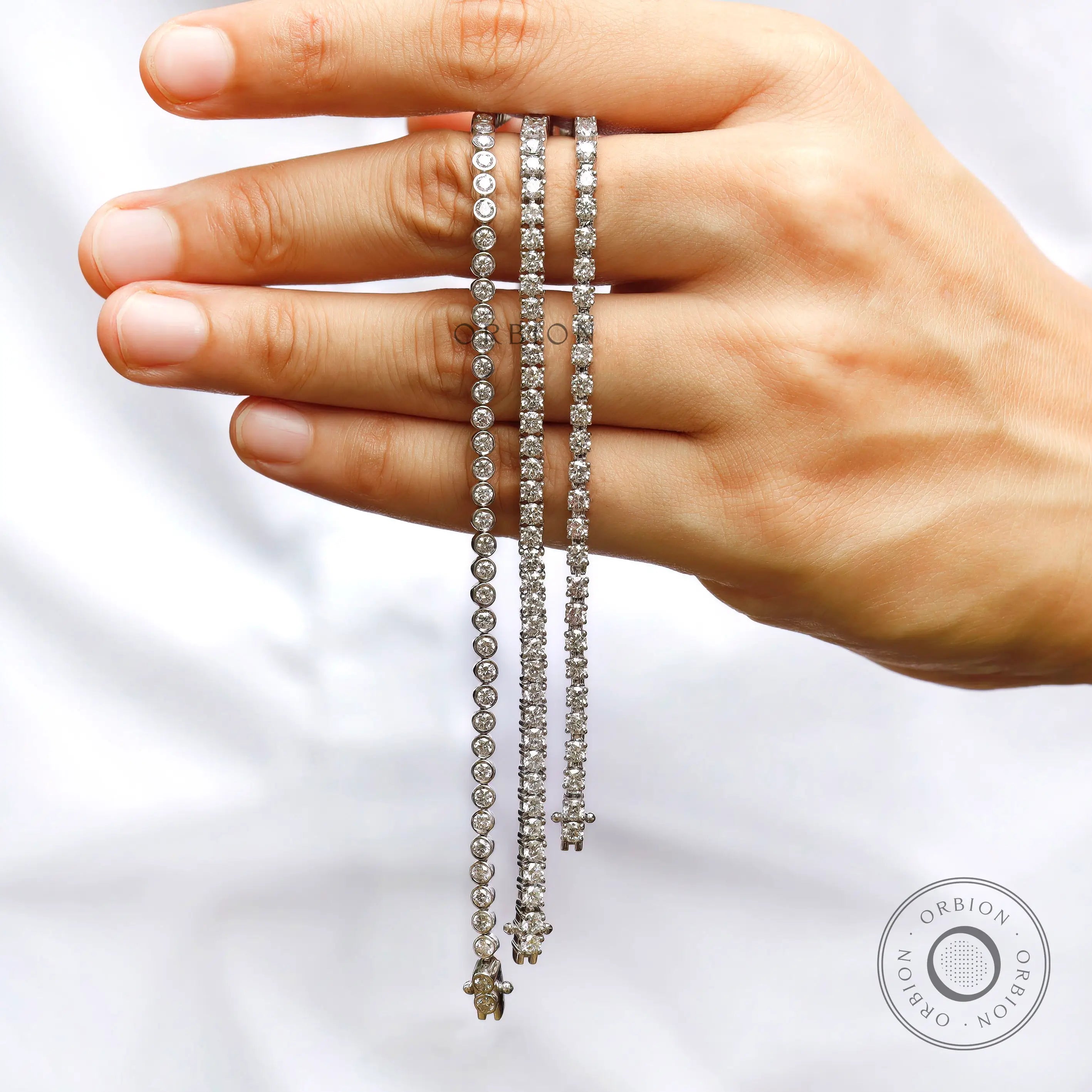 Diamond bracelet showing clasp and flexible structure