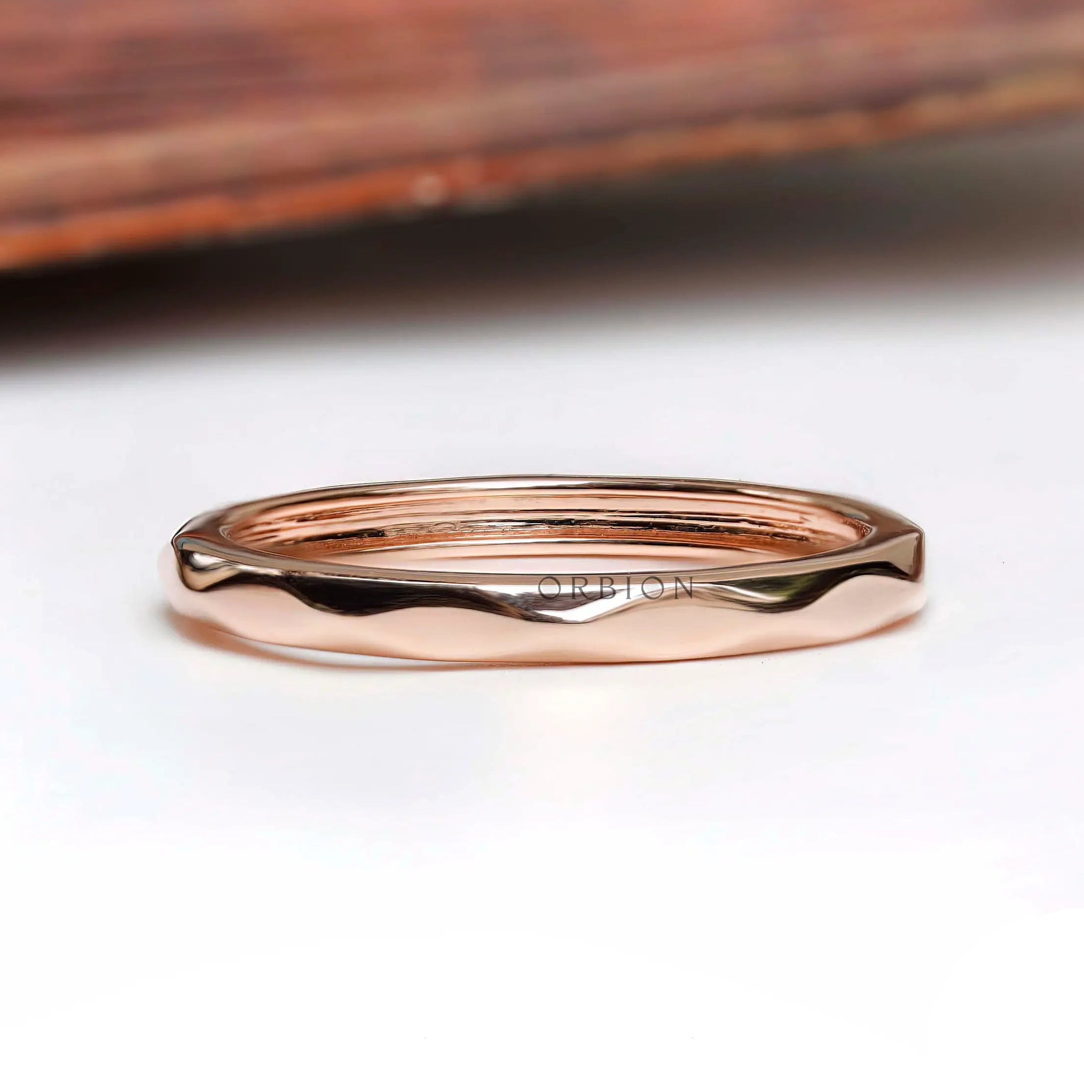 Front view hammered plain 10K rose gold band