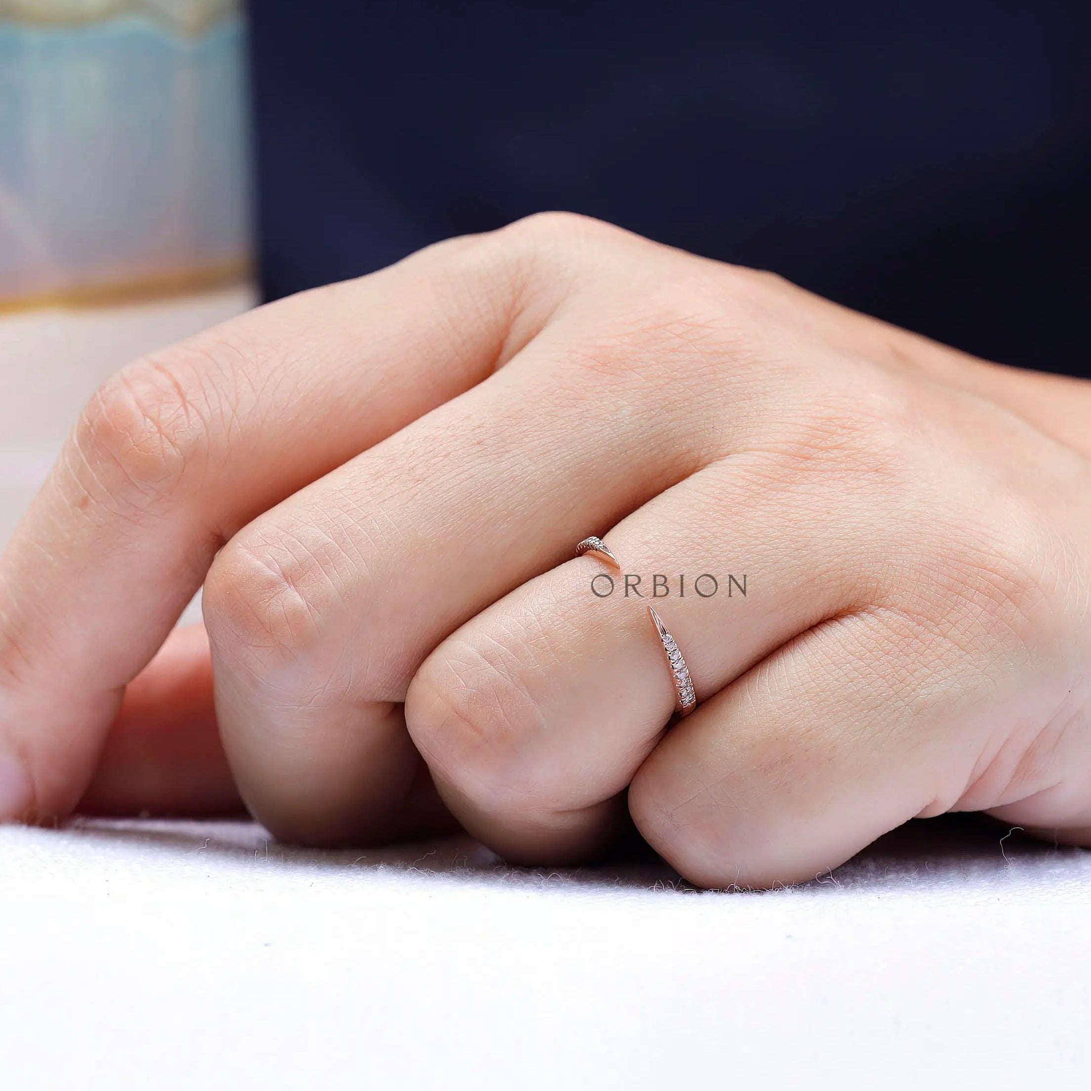 High polish rose gold diamond contour band