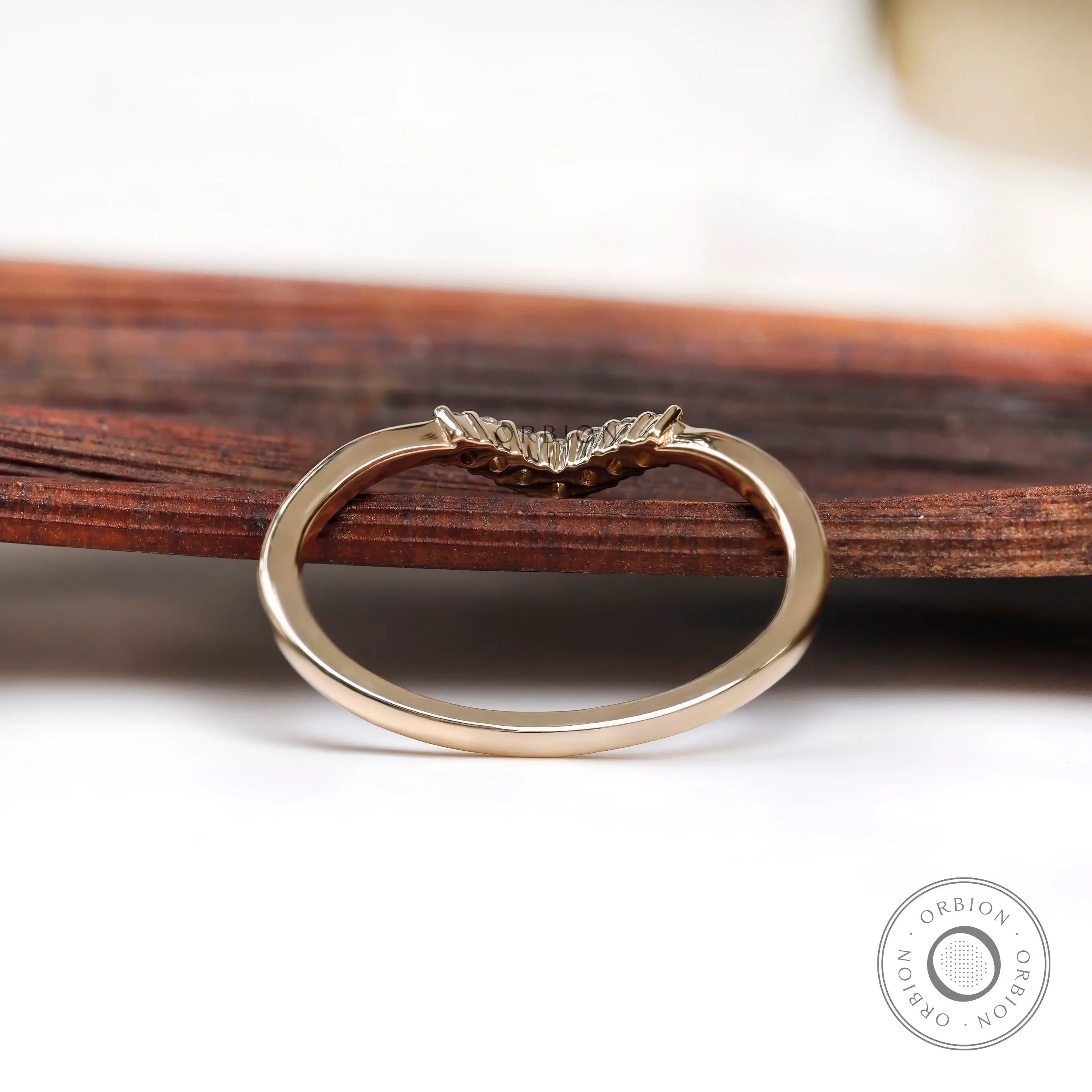 Under gallery view of delicate chevron band