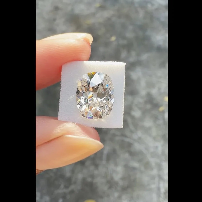 OMC lab grown diamond cushion cut
