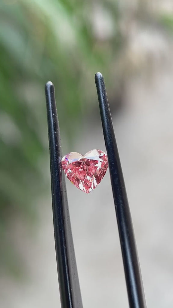 Vivid pink heart cut lab diamond 0.86 ct loose stone