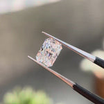 Rotating radiant brilliant cut D/E/F loose lab diamond video