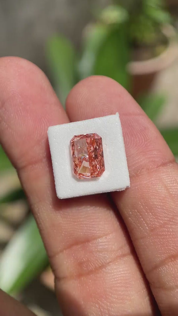 Rotating fancy pink radiant cut loose lab diamond video view