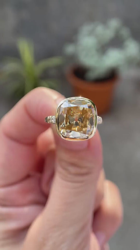 Video showcasing the chunky elongated cushion Dark Champagne bezel ring