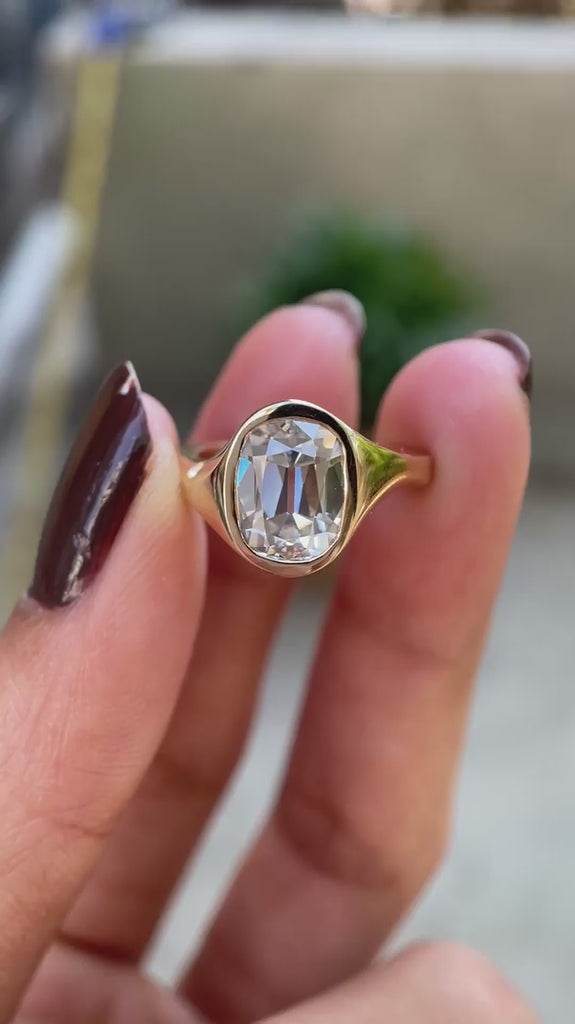 Twisted bezel elongated cushion lab diamond ring video