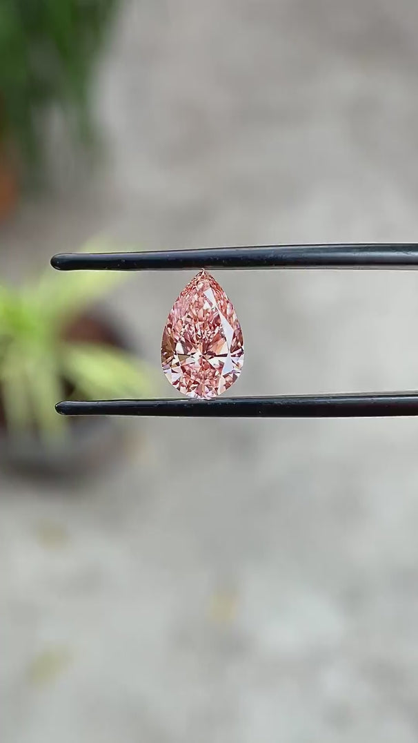 Orangy pink pear lab diamond 2 ct vivid tone loose stone